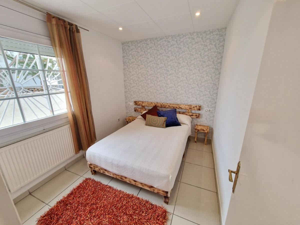 Villa Promenade Terrace Empuriabrava Exterior photo